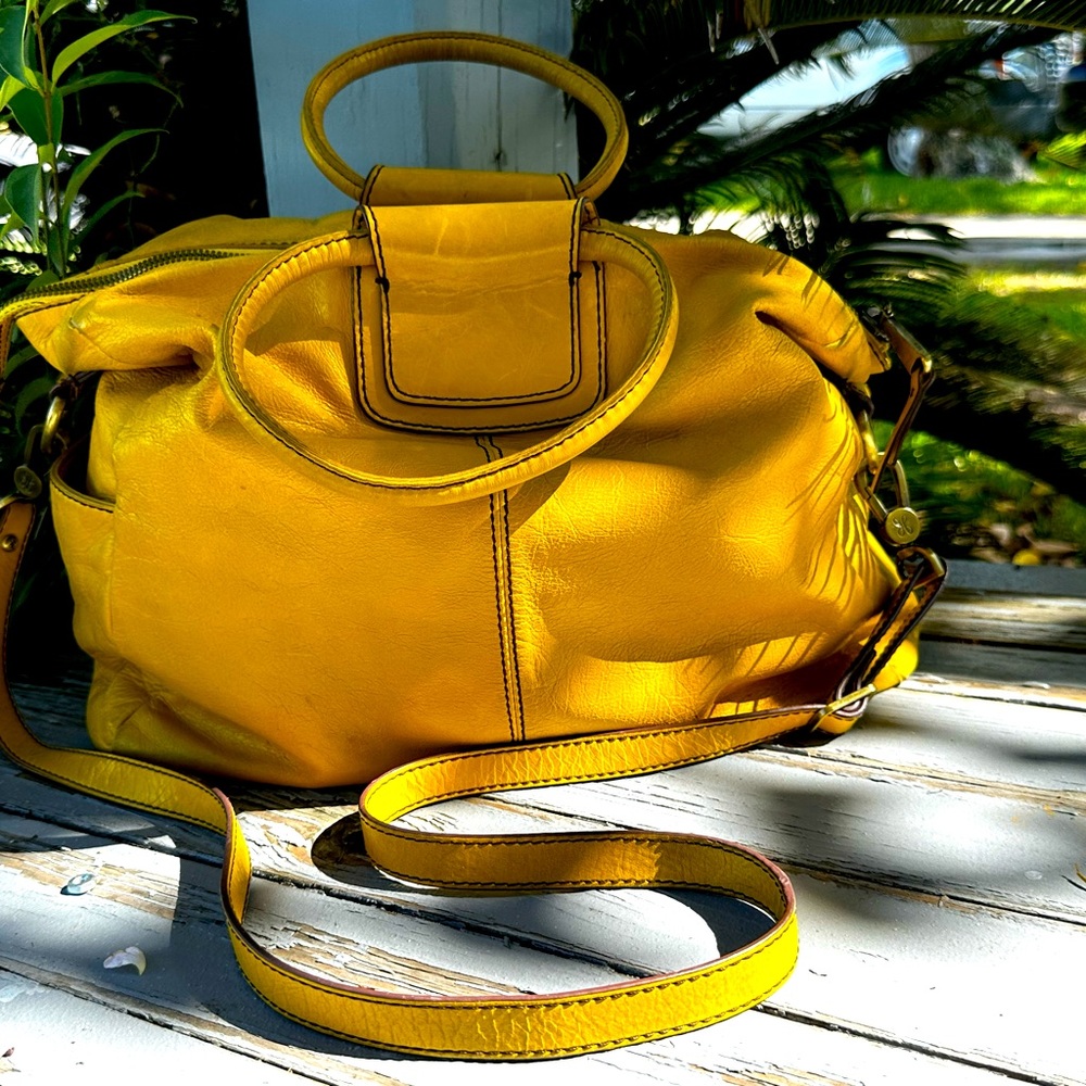 HOBO Large Yellow Sheila Bag